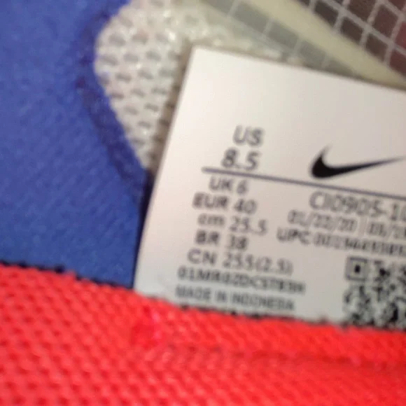 Nike WMNS Vista Chunky Sneakers - Picture 5 of 6